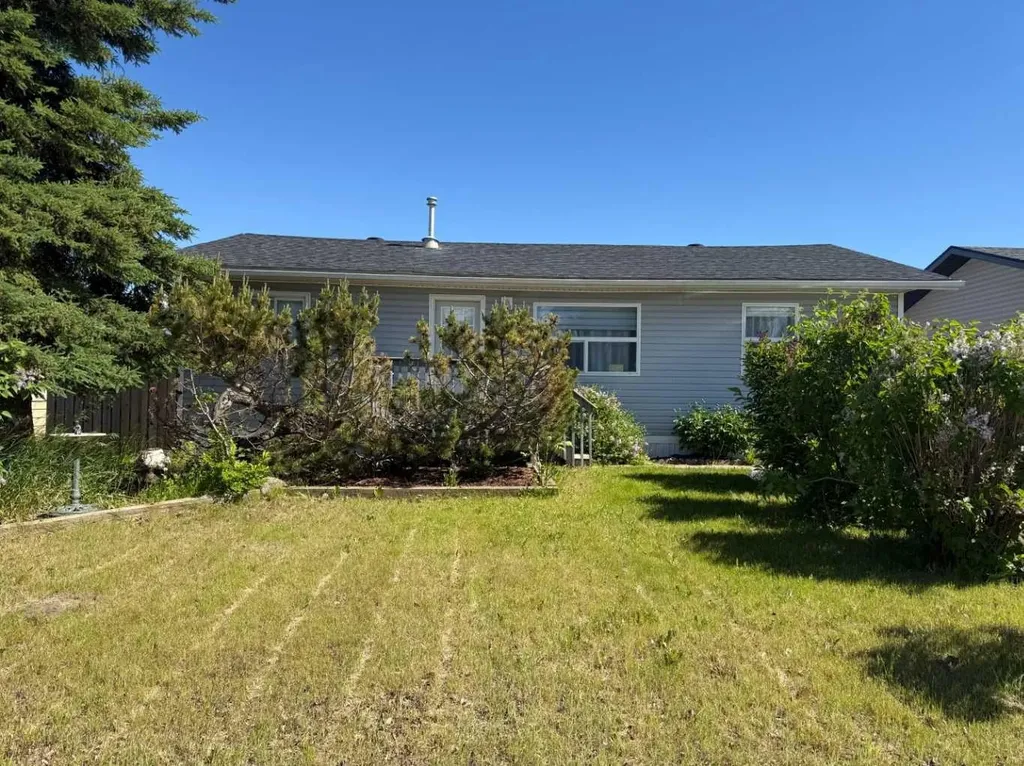 10013 100 Street High Level AB T0H 1Z0
