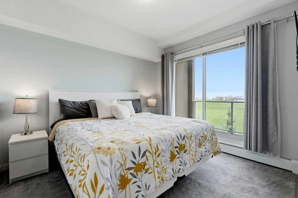 604 East Lake Boulevard NE Airdrie AB T4A0G6