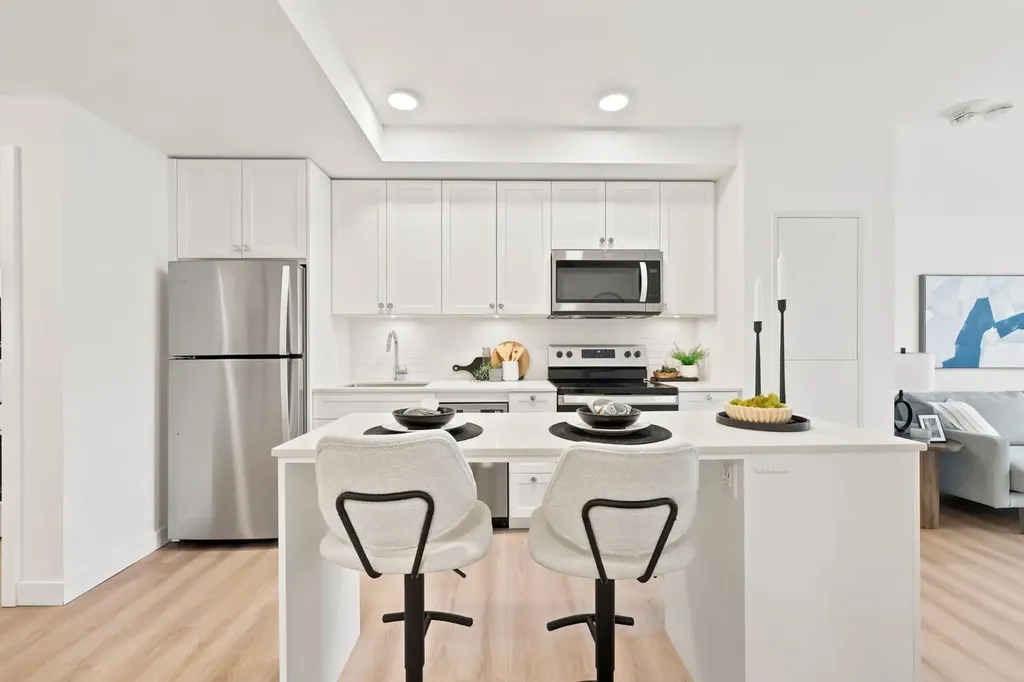 123 4 Street Calgary AB T2E 8K3