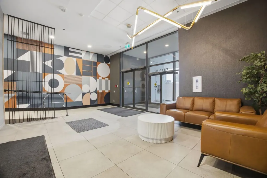 123 4 Street Calgary AB T2E 8K3