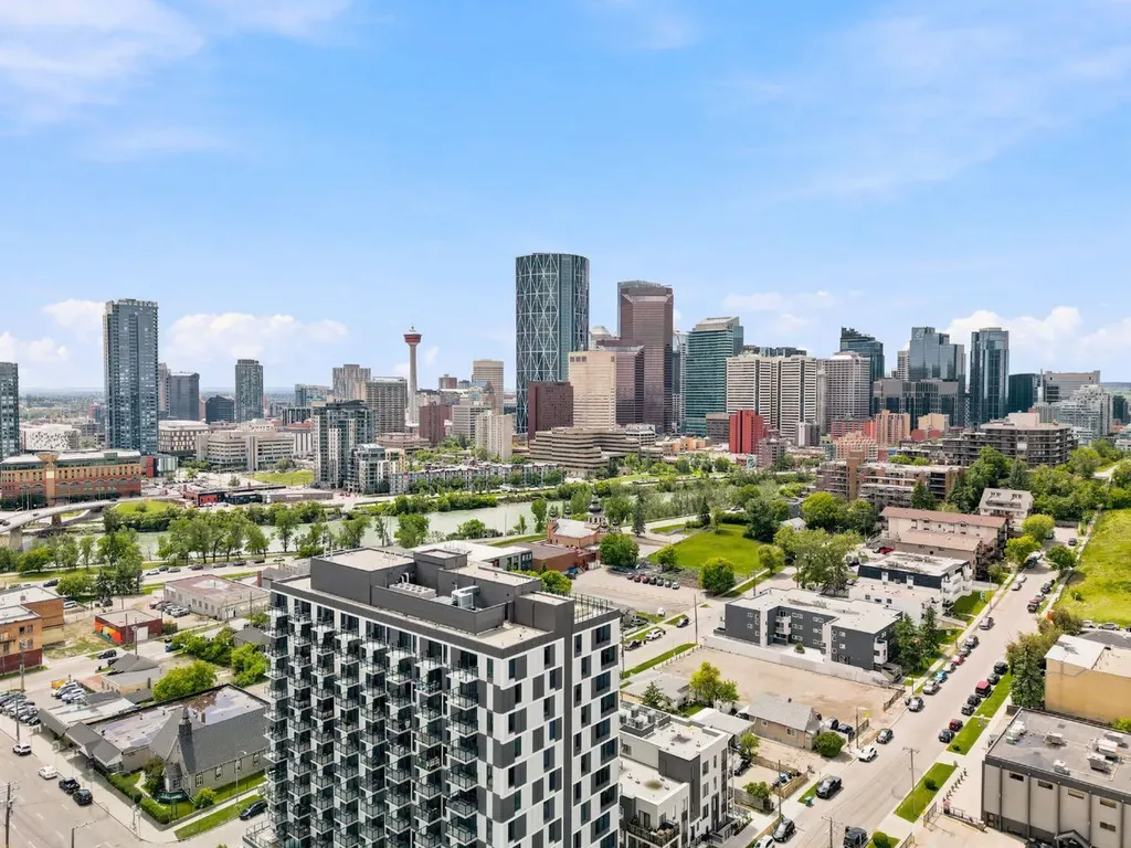 123 4 Street Calgary AB T2E 8K3