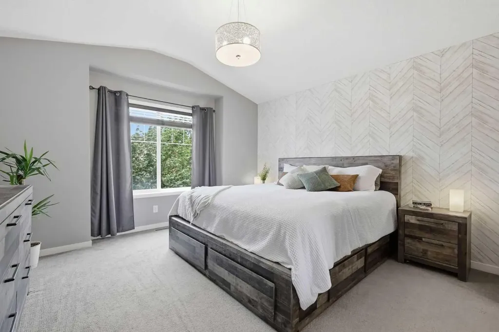 170 Mahogany Heights SE Calgary AB T3M 0X6