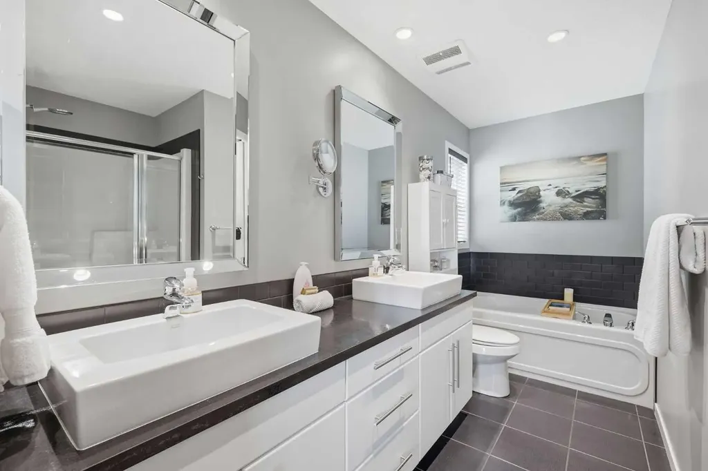 170 Mahogany Heights SE Calgary AB T3M 0X6