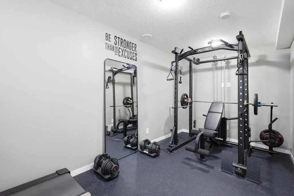 170 Mahogany Heights SE Calgary AB T3M 0X6