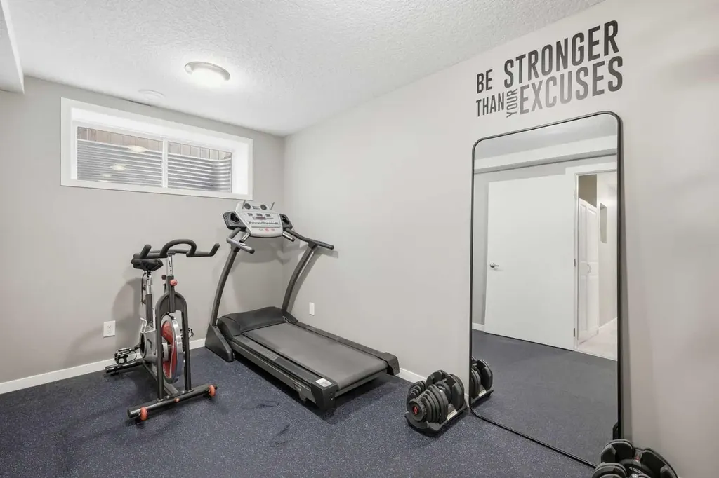170 Mahogany Heights SE Calgary AB T3M 0X6