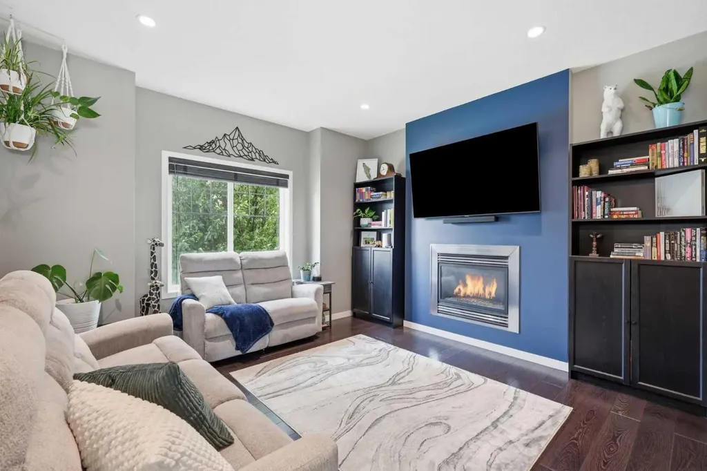 170 Mahogany Heights SE Calgary AB T3M 0X6