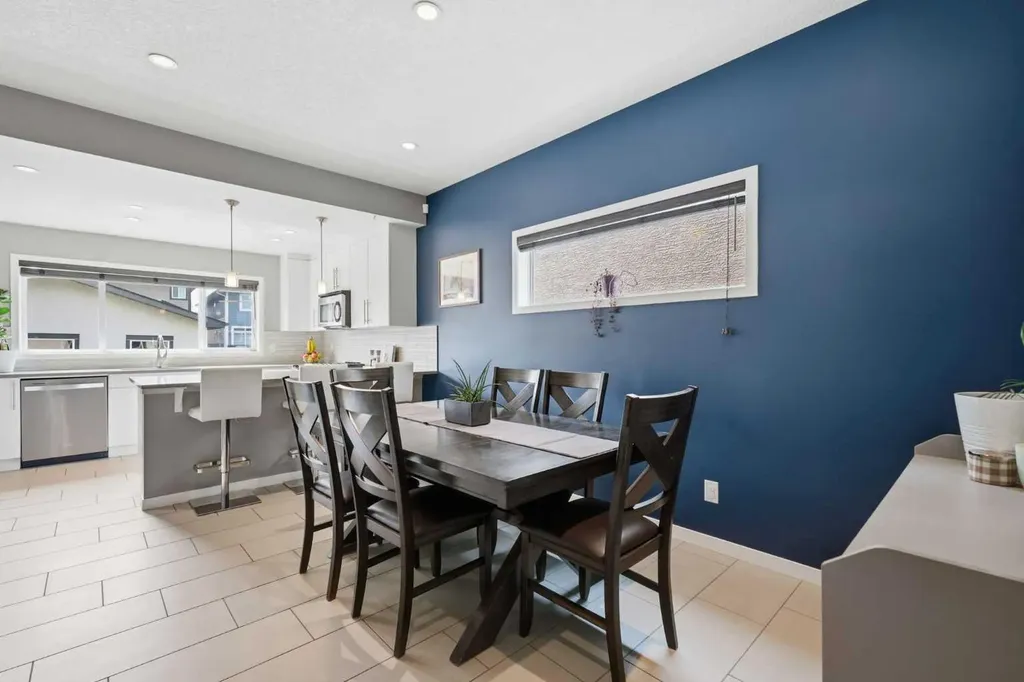 170 Mahogany Heights SE Calgary AB T3M 0X6