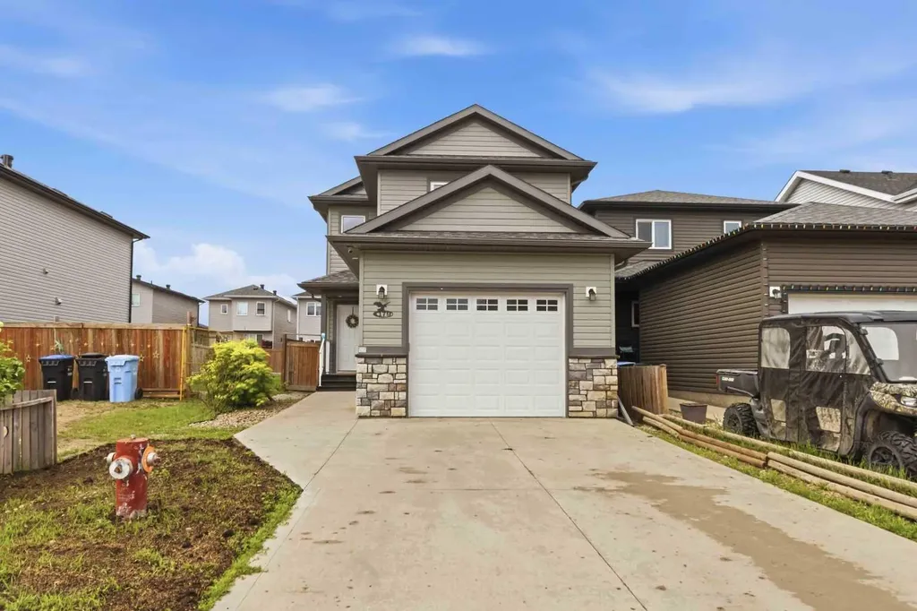 179 Aldergrove Avenue Fort Mcmurray AB T9J 1E6