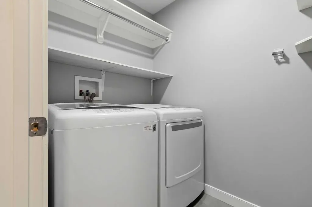 179 Aldergrove Avenue Fort Mcmurray AB T9J 1E6