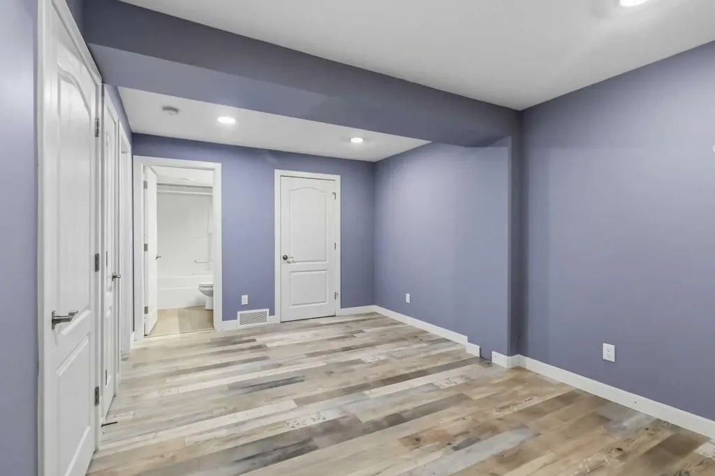 179 Aldergrove Avenue Fort Mcmurray AB T9J 1E6