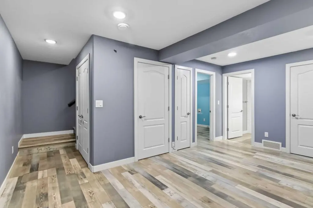 179 Aldergrove Avenue Fort Mcmurray AB T9J 1E6