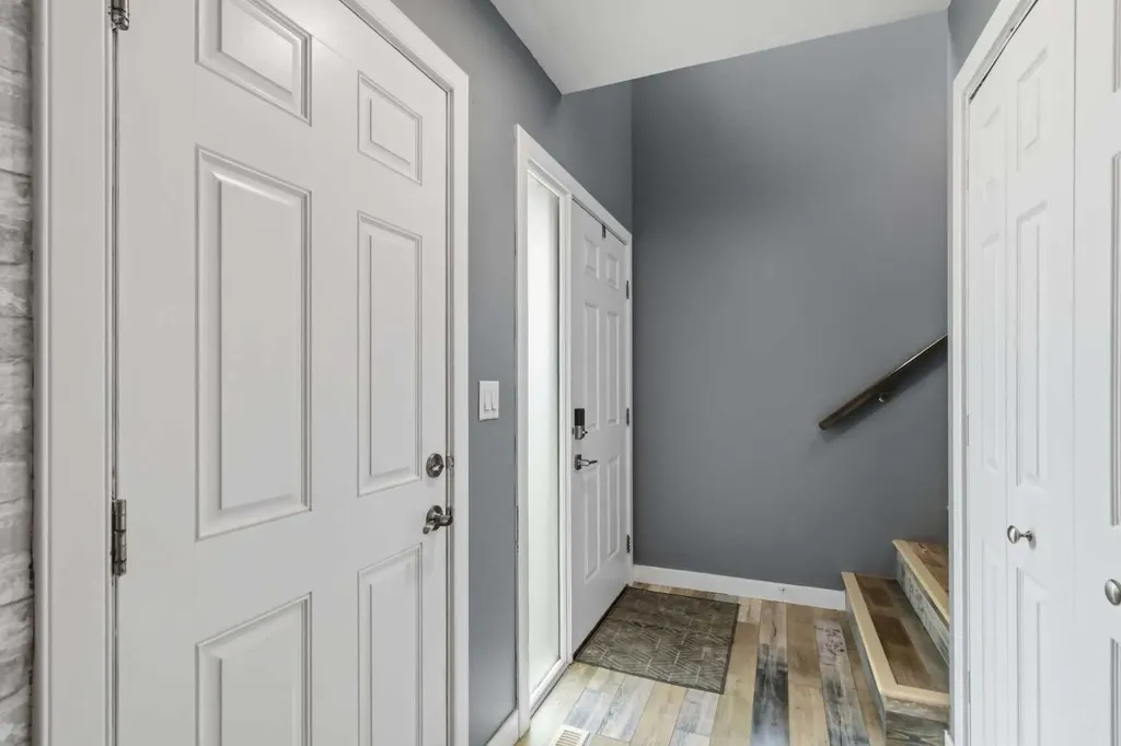 179 Aldergrove Avenue Fort Mcmurray AB T9J 1E6