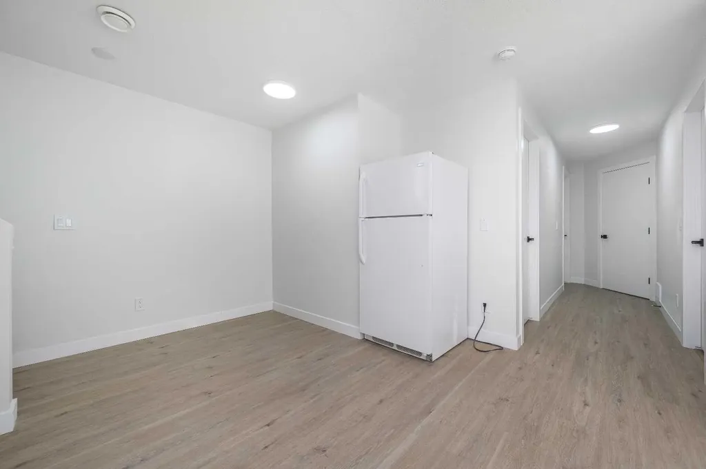 4249 Catalina Boulevard NE Calgary AB T1Y6Y5