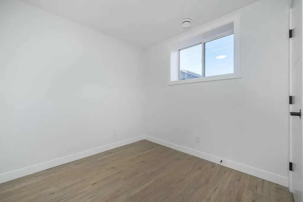 4249 Catalina Boulevard NE Calgary AB T1Y6Y5