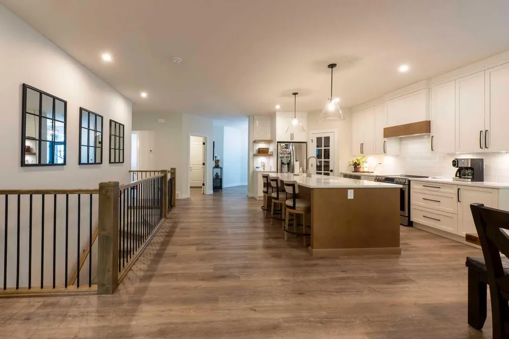 201 Thompson Crescent Red Deer AB T4P 0E5