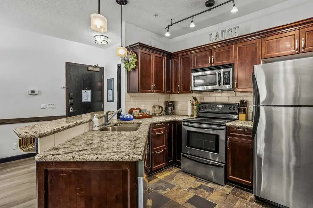 901 Mountain Street Canmore AB T1W 0C9