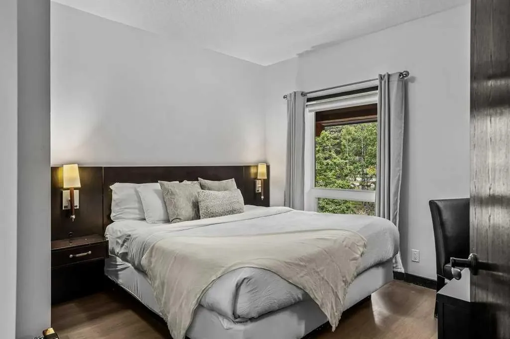 901 Mountain Street Canmore AB T1W 0C9