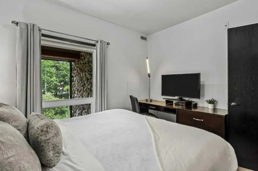 901 Mountain Street Canmore AB T1W 0C9