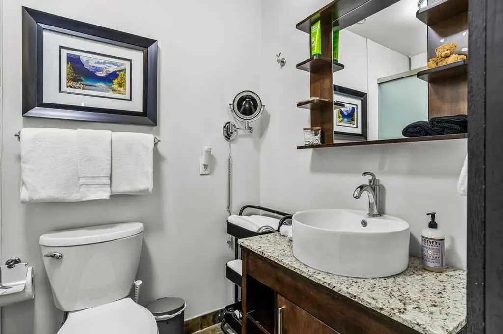 901 Mountain Street Canmore AB T1W 0C9
