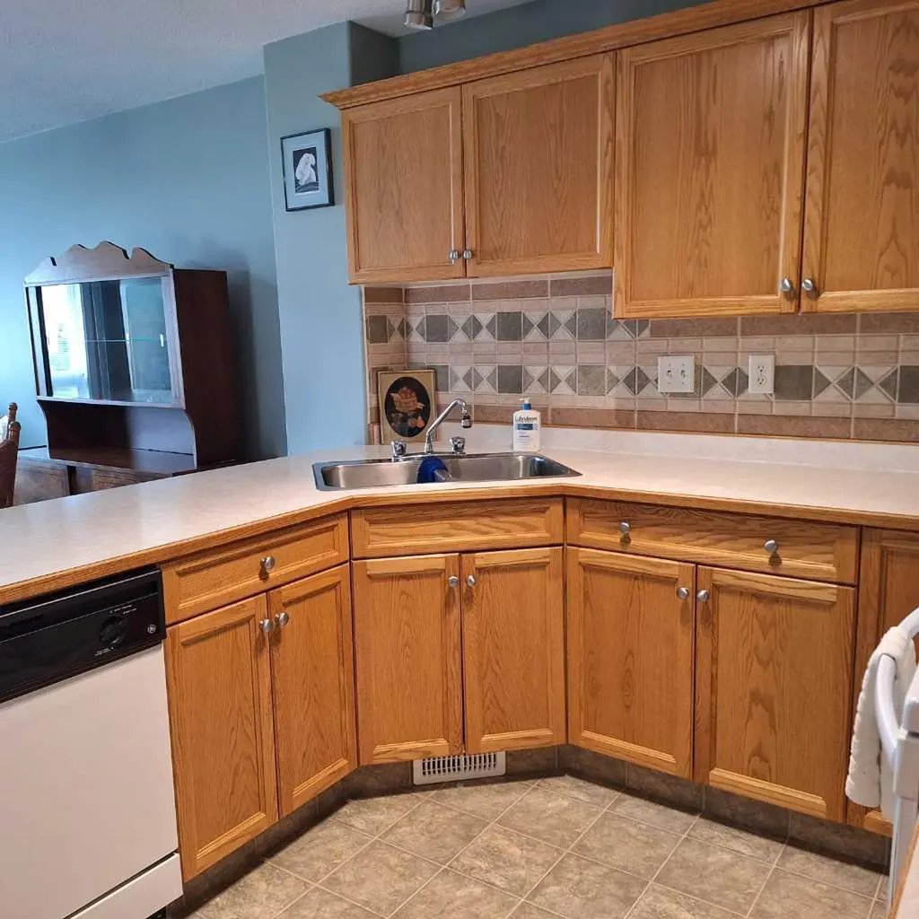 37 Silver Drive Blackfalds AB T0M 0J0