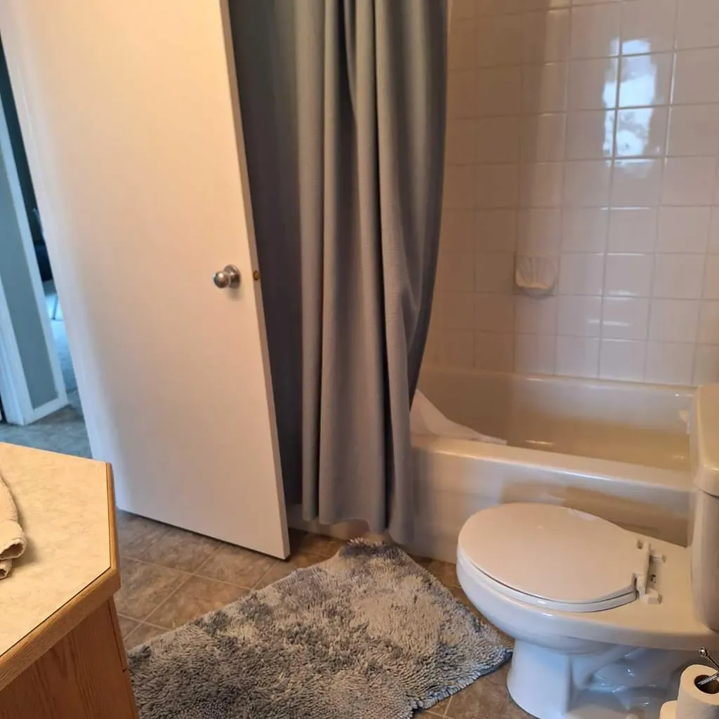 37 Silver Drive Blackfalds AB T0M 0J0