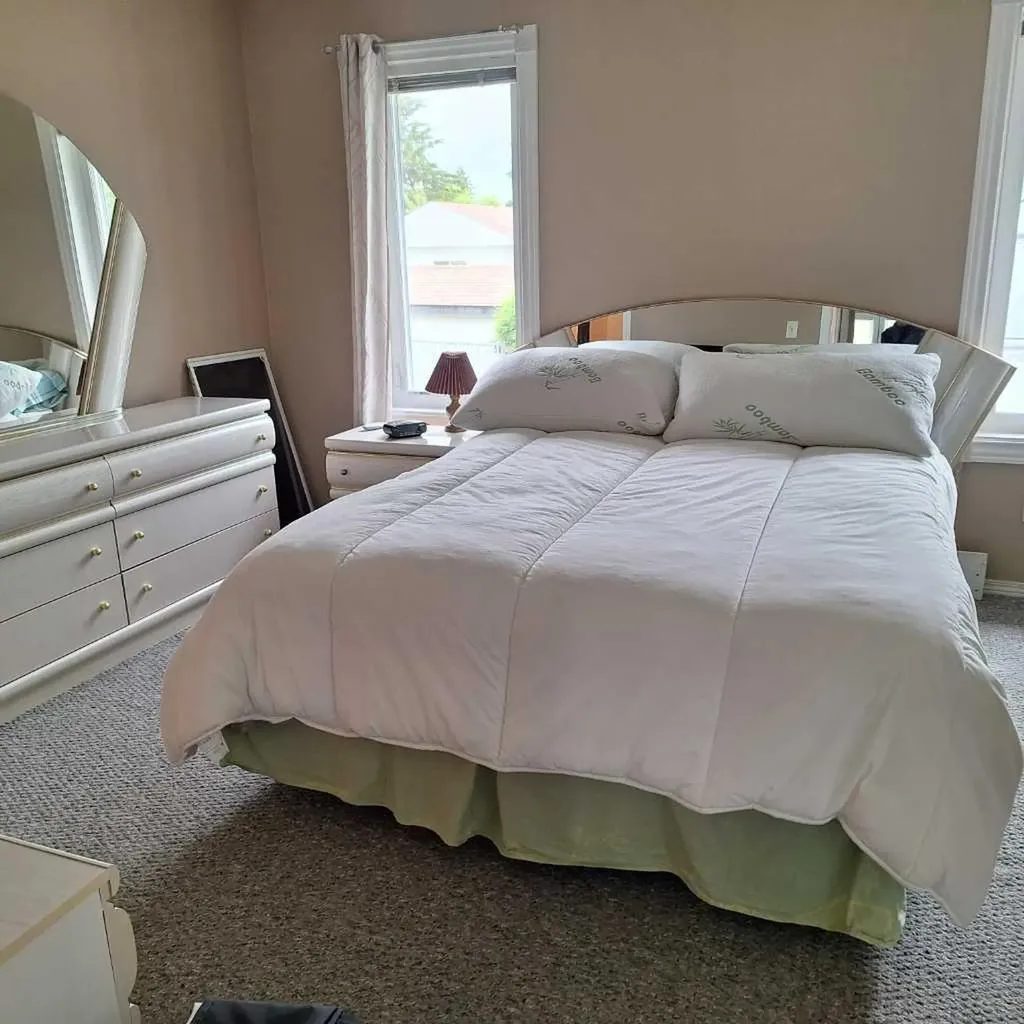 37 Silver Drive Blackfalds AB T0M 0J0