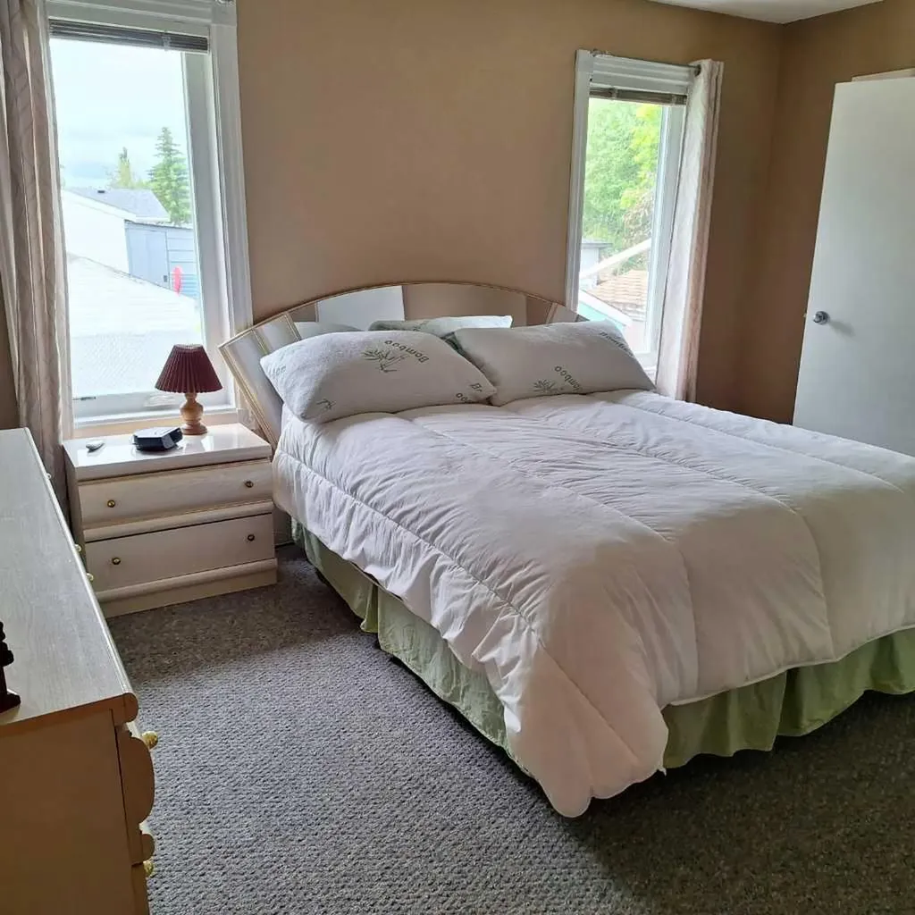 37 Silver Drive Blackfalds AB T0M 0J0