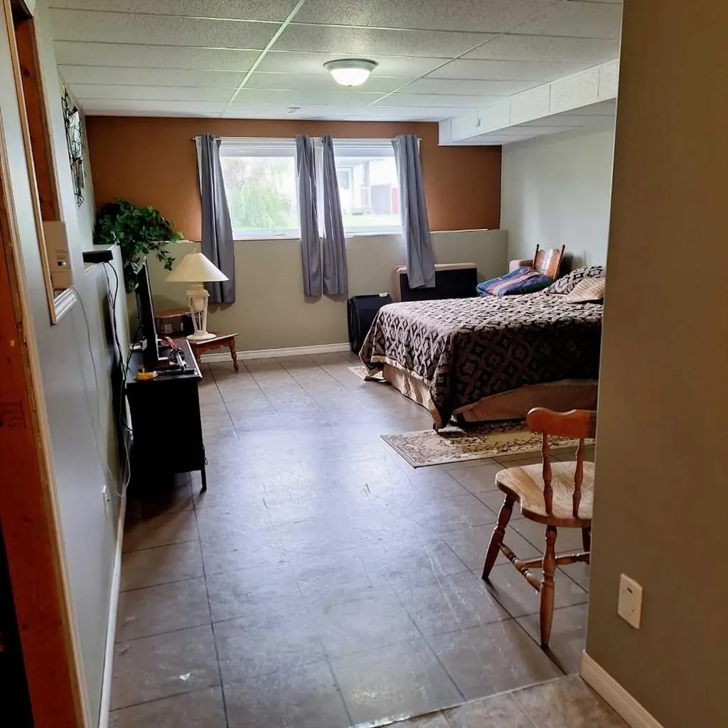 37 Silver Drive Blackfalds AB T0M 0J0