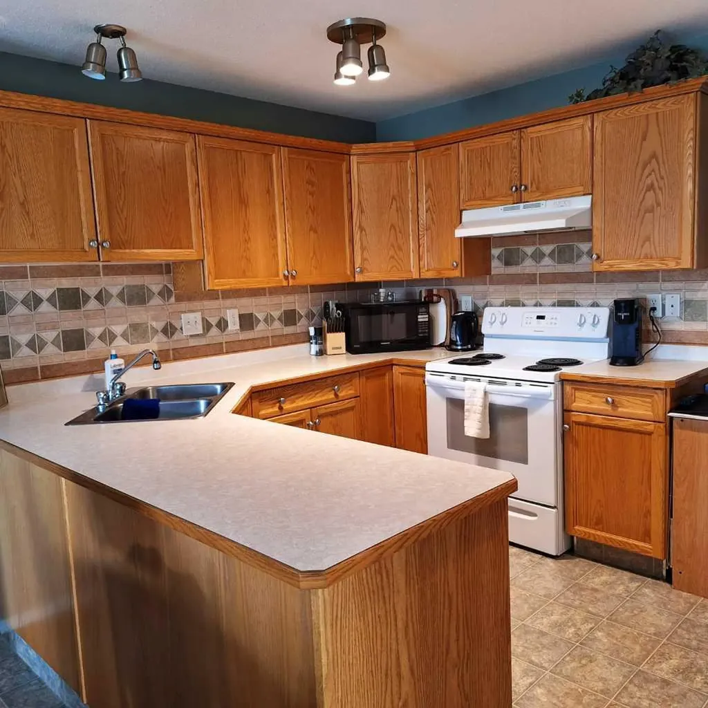 37 Silver Drive Blackfalds AB T0M 0J0