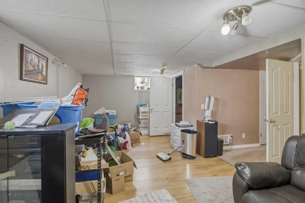 88 Willowbrook Crescent NW Airdrie AB T4B 2S4