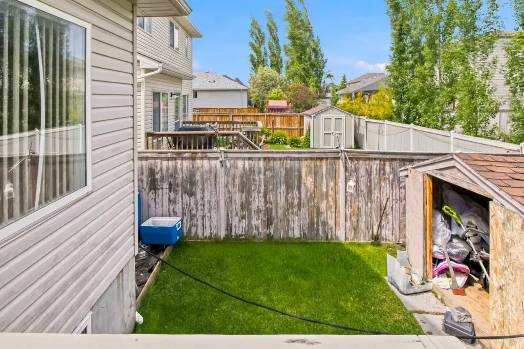 88 Willowbrook Crescent NW Airdrie AB T4B 2S4
