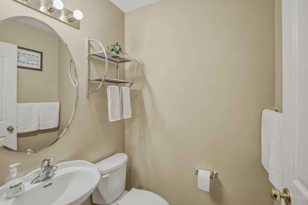 88 Willowbrook Crescent NW Airdrie AB T4B 2S4