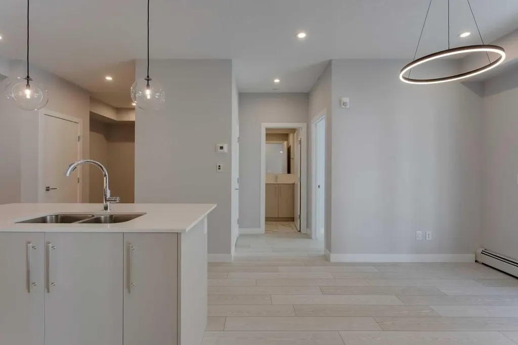 8370 Broadcast Avenue SW Calgary AB T3H 6L3