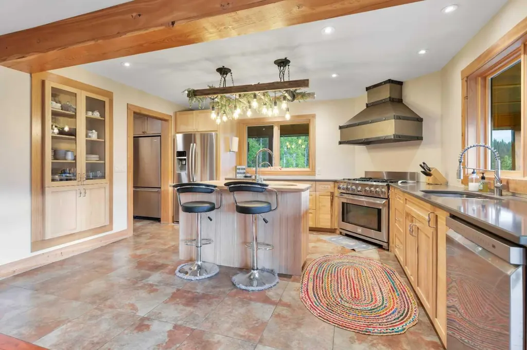 29506 Range Road 60 A Rural Mountain View County AB T0M 2E0