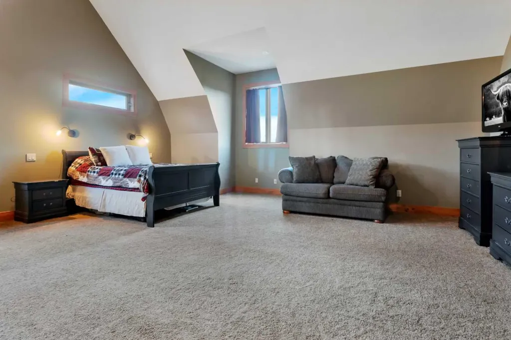 29506 Range Road 60 A Rural Mountain View County AB T0M 2E0
