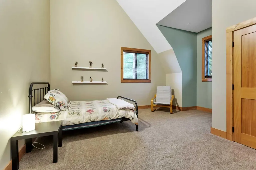 29506 Range Road 60 A Rural Mountain View County AB T0M 2E0