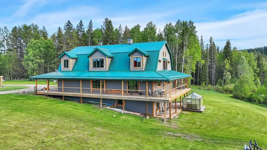 29506 Range Road 60 A Rural Mountain View County AB T0M 2E0