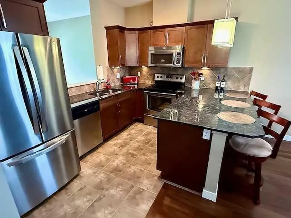 913 Evanston Square NW Calgary AB T3P0G9