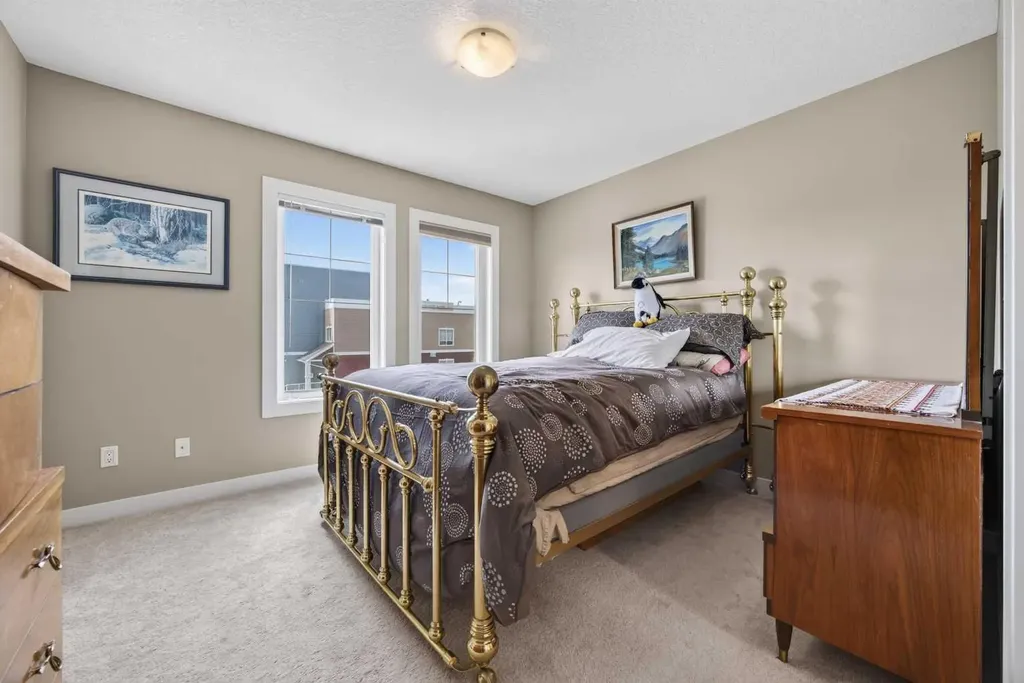 913 Evanston Square NW Calgary AB T3P0G9