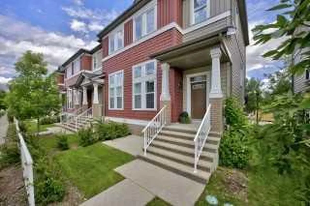 913 Evanston Square NW Calgary AB T3P0G9