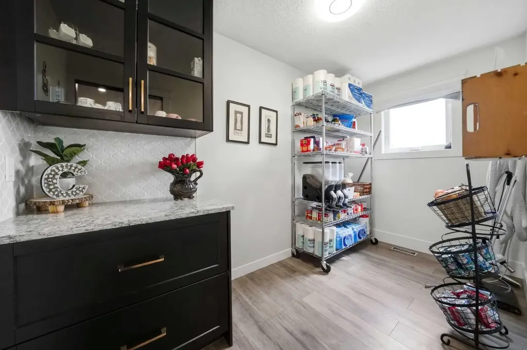 26534 Township Road 384 Rural Red Deer County AB T4E 1A1