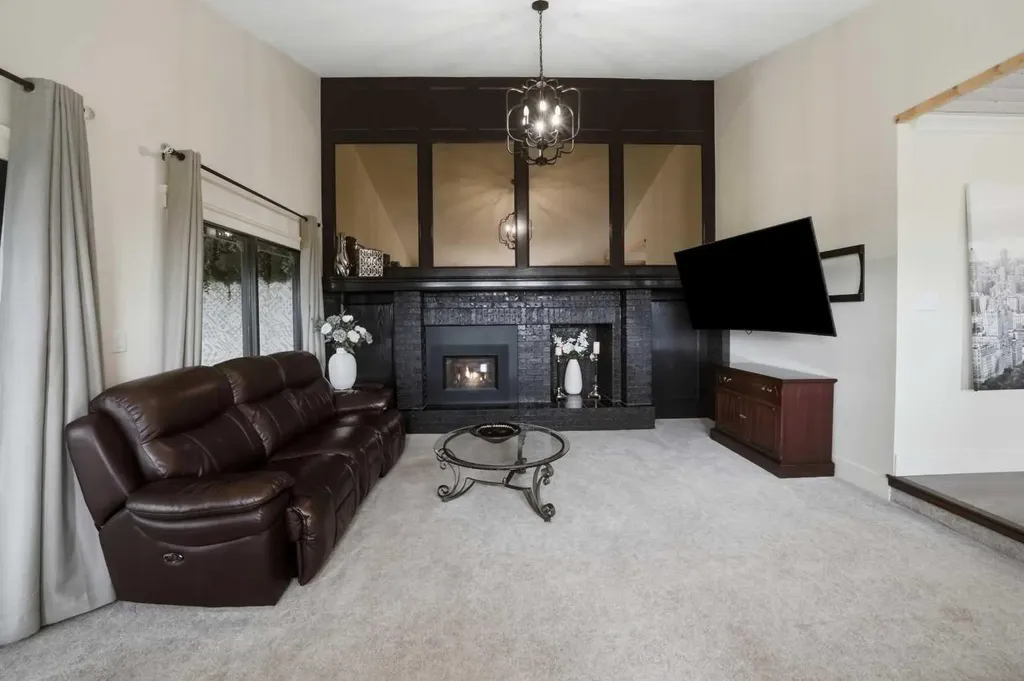 26534 Township Road 384 Rural Red Deer County AB T4E 1A1