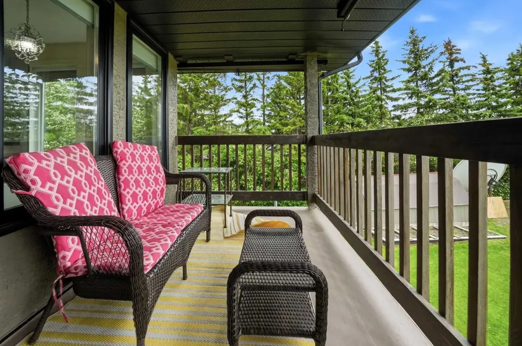 26534 Township Road 384 Rural Red Deer County AB T4E 1A1