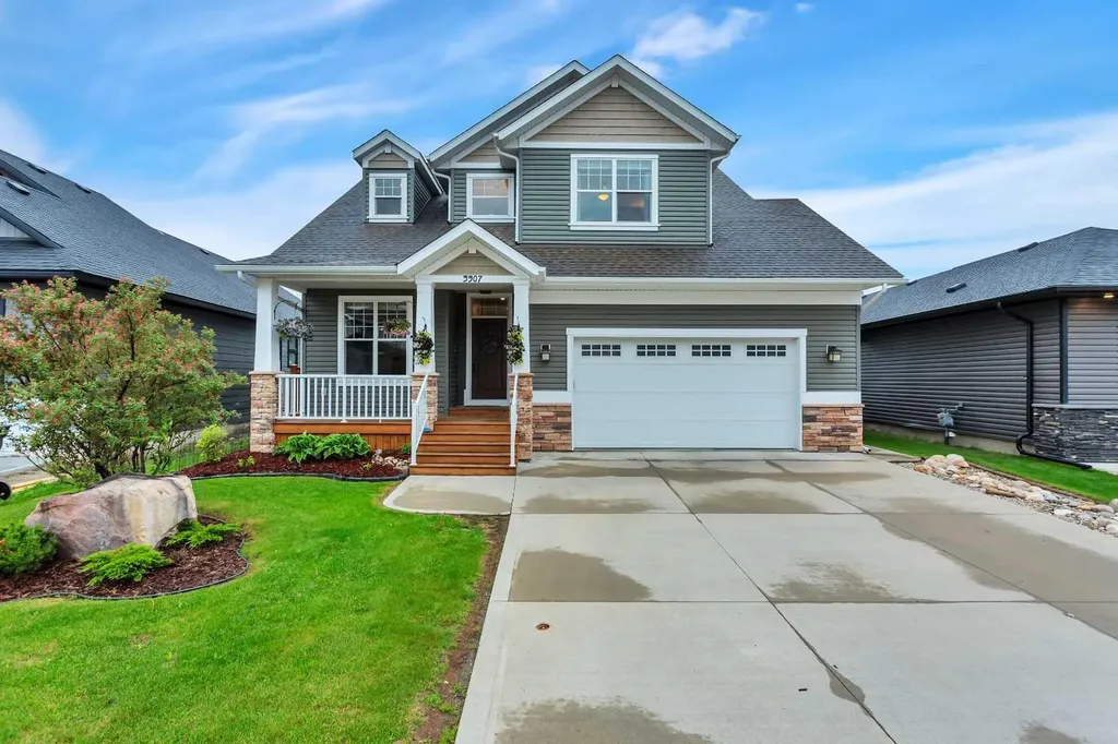5907 67 Avenue Rocky Mountain House AB T4T 1V6