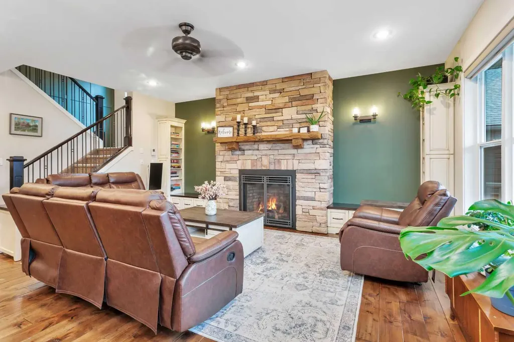 5907 67 Avenue Rocky Mountain House AB T4T 1V6