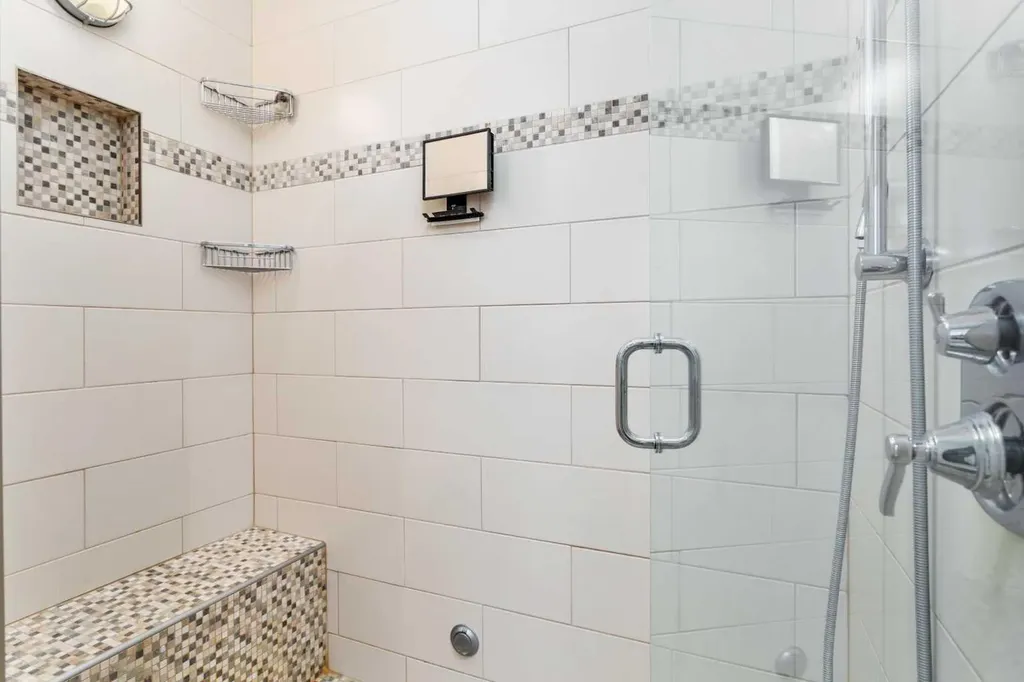 5907 67 Avenue Rocky Mountain House AB T4T 1V6