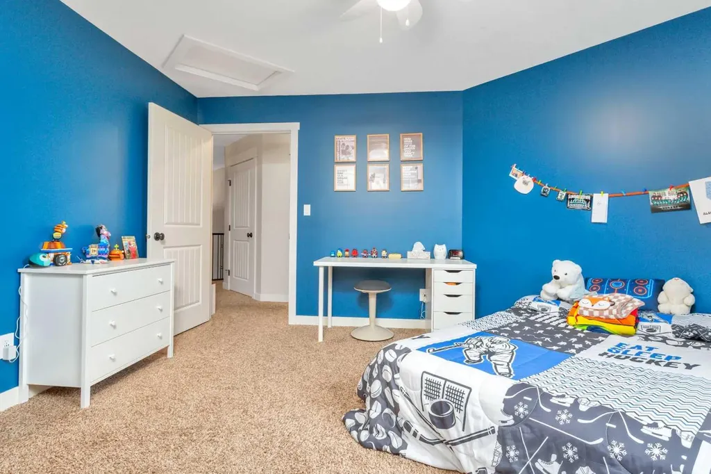 5907 67 Avenue Rocky Mountain House AB T4T 1V6