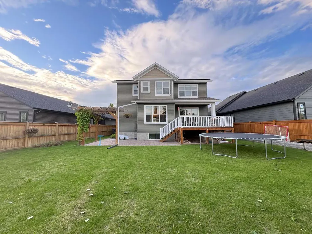 5907 67 Avenue Rocky Mountain House AB T4T 1V6