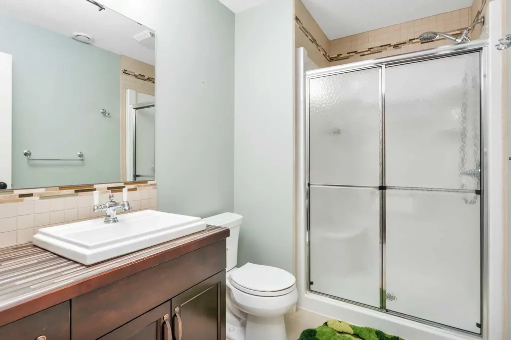5907 67 Avenue Rocky Mountain House AB T4T 1V6