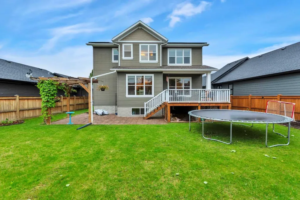 5907 67 Avenue Rocky Mountain House AB T4T 1V6